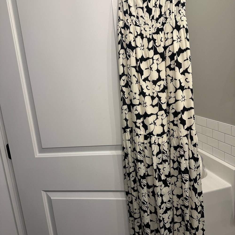 Sanctuary Black and White Floral Maxi Dress